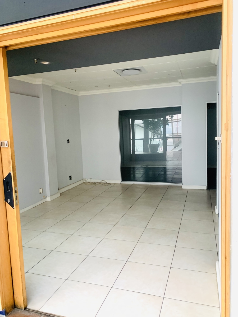 To Let commercial Property for Rent in Claremont Upper Western Cape